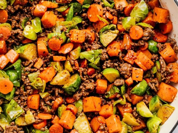 Taco Sweet Potato Skillet: An Amazing, Flavorful, One-Pan Dinner