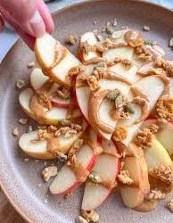 Easy Apple Nachos: A Fun, Healthy, and Kid-Friendly Snack